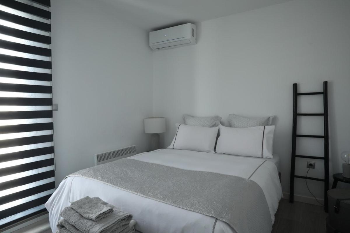 Leoforos 28Is Oktovriou Apartment Tesalonika Bagian luar foto