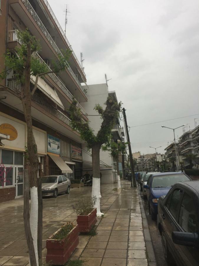 Leoforos 28Is Oktovriou Apartment Tesalonika Bagian luar foto