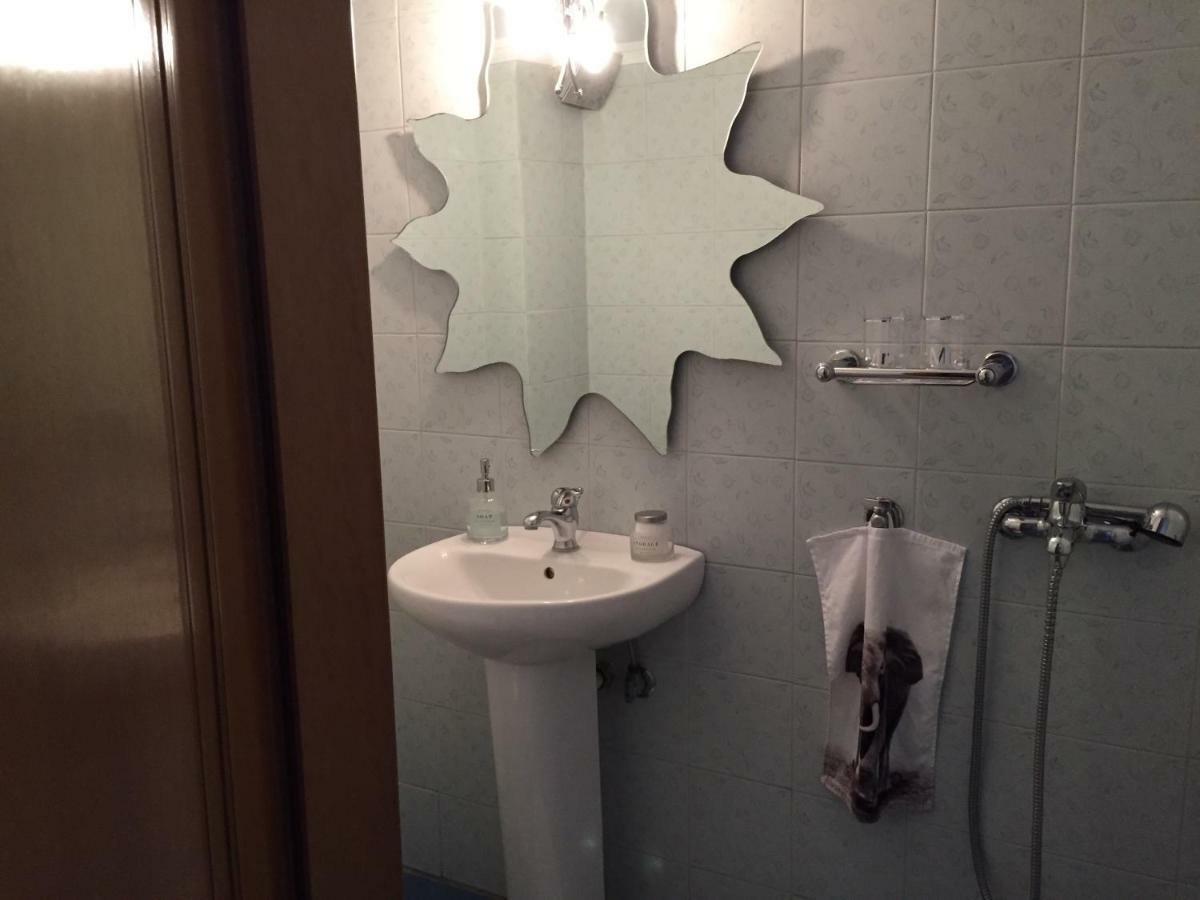 Leoforos 28Is Oktovriou Apartment Tesalonika Bagian luar foto