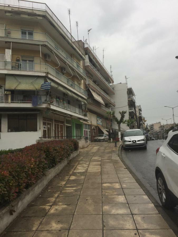 Leoforos 28Is Oktovriou Apartment Tesalonika Bagian luar foto