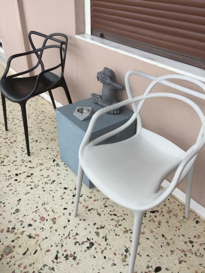 Leoforos 28Is Oktovriou Apartment Tesalonika Bagian luar foto